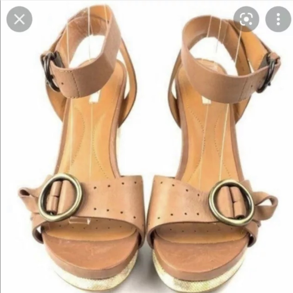 Pre-Owned W/o Box GEOX D Victory B D42P5B Sz 38.5 Brown With Floral Canvas Wedge